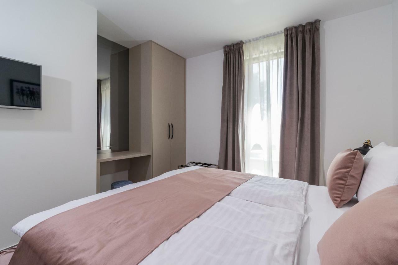 Luxury Apartments Magali 3 Rovinj Luaran gambar